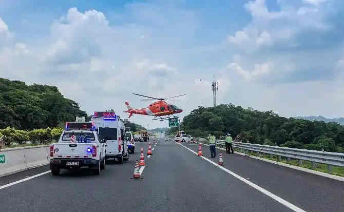 吴川高速公路汽车救援案例